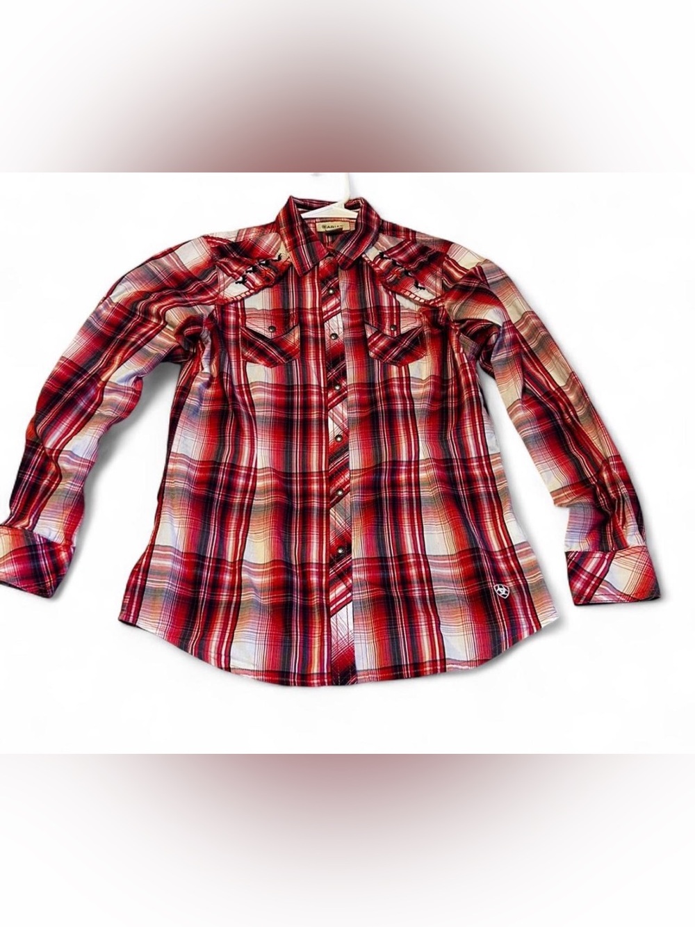 Ariat long sleeve plaid shirt small